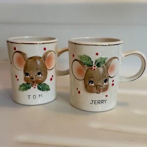 Vintage Josef Originals Tom and Jerry Christmas Mugs 3D Mouse Gold Trim Set of 2